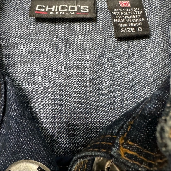 Chico's Women's Blue Denim Jacket Size 0 US Small - Picture 12 of 13